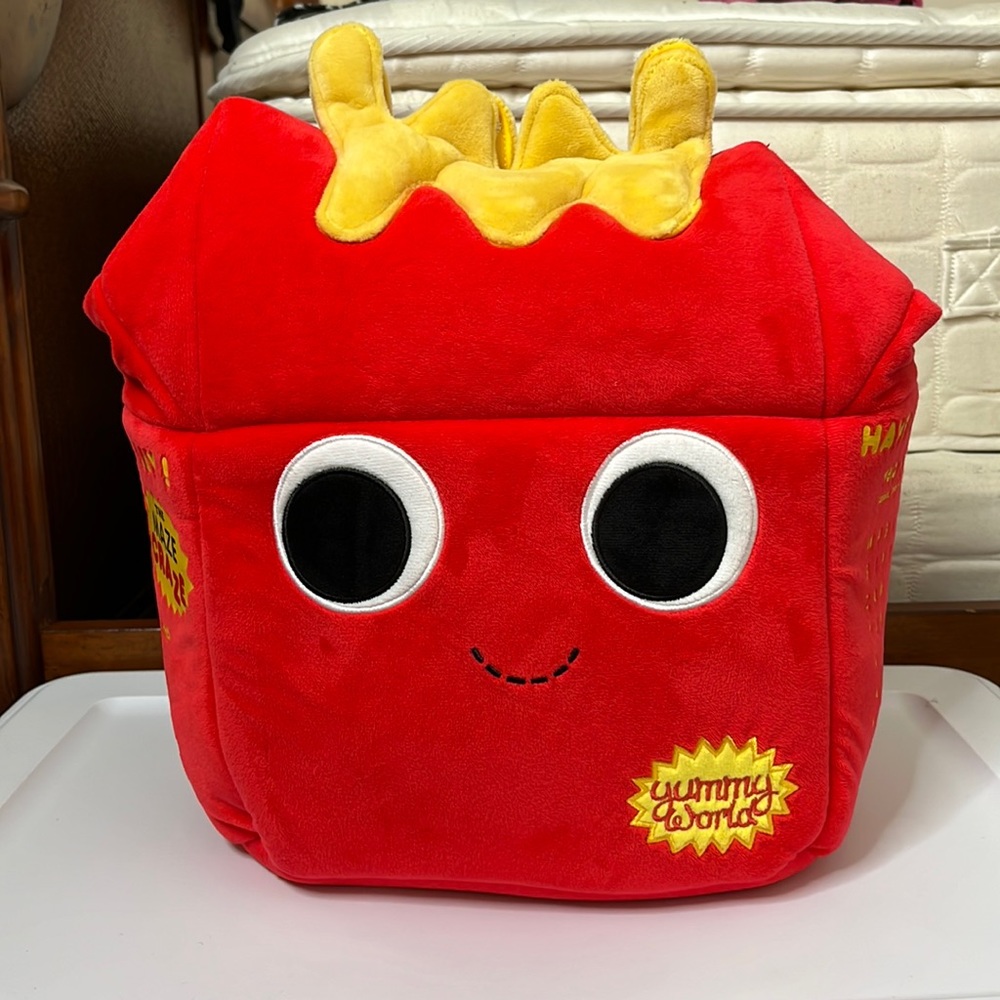 Yummy World kid meal plushy